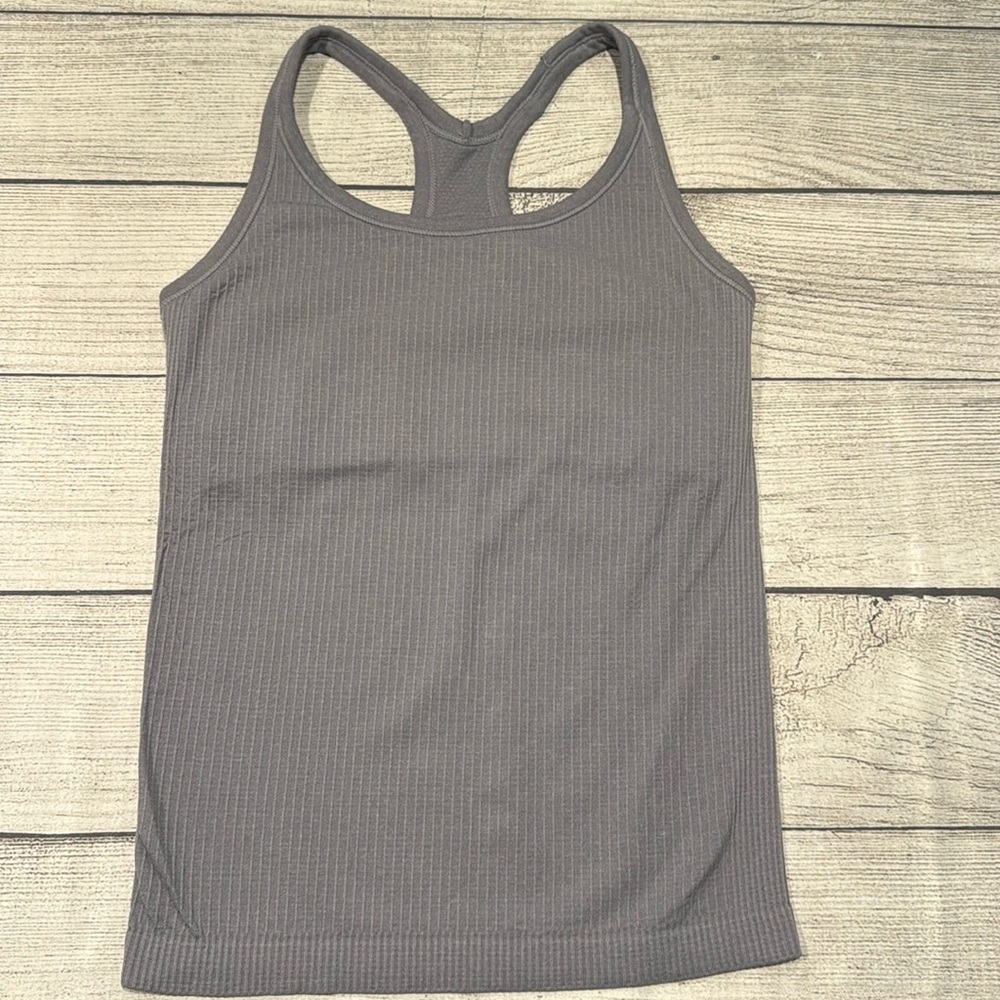 🍋Women’s Lululemon Ebb to Street Tank Top Light Support, unsized PTP approx 13”🍋